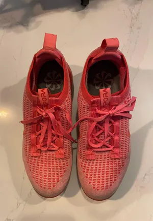 Nike Coral  Vapormax Flyknit thumbnail 3