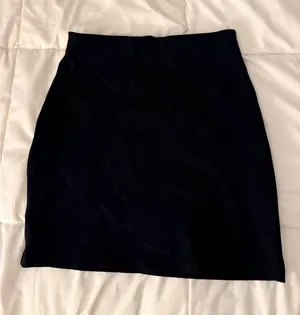 Sunday Aritzia Best Skirt Black Mini XS High Waisted thumbnail 1
