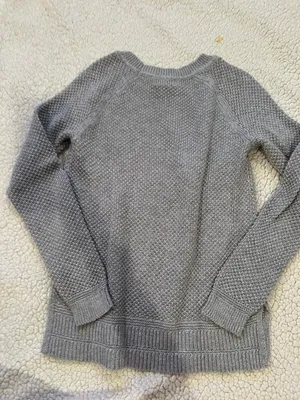 Old Navy Sweater thumbnail 3