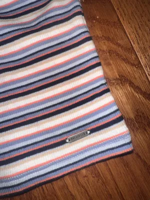 Off-The-Shoulder Hollister Top Striped thumbnail 2