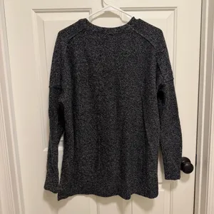 Athleta Sierra Crew Sweater Women’s Marled Black Wool Cashmere Blend Size Medium thumbnail 3