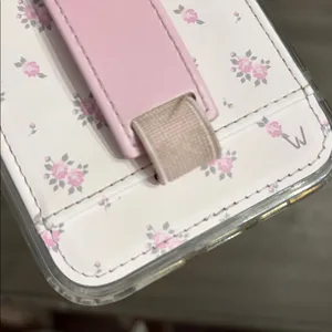 Phone case thumbnail 2