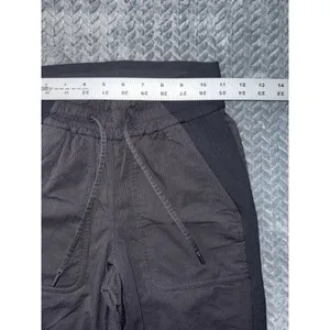 Lululemon Women's Beyond The Studio Joggers Black Pull On Size 0 thumbnail 7