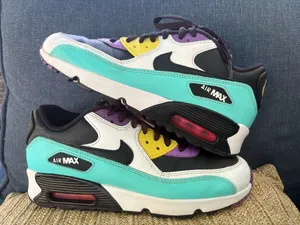 Nike Air Max 90s unisex style and color thumbnail 1