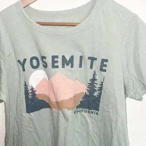 Zoe + Liv Sage Green Yosemite Graphic Mountain Tree Short Sleeve Women’s T-Shirt thumbnail 2