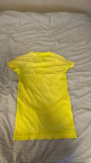 Lululemon Swiftly Tech Short Sleeve thumbnail 2