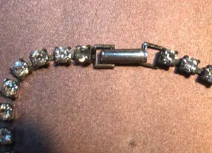 Vtge Clear Rhinestone Silvertone Tennis Bracelet thumbnail 5