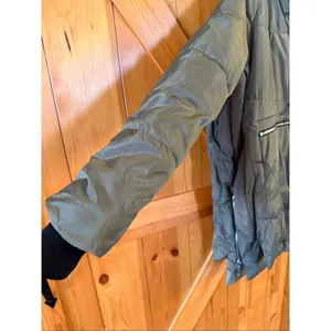 Ci Sono Green Faux Sherpa Lined Hood Puff Jacket Size Medium (6741) thumbnail 3