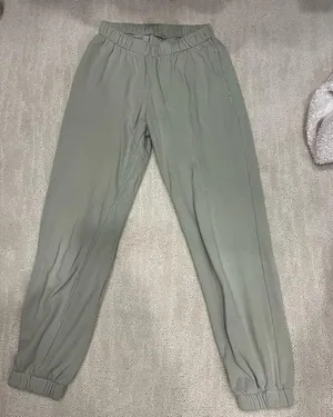 Brandy Melville green sweatpants thumbnail 3
