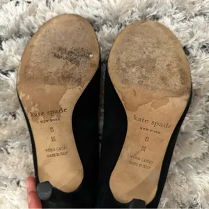 Kate Spade New York Suede Round Toe Pumps in Black thumbnail 11