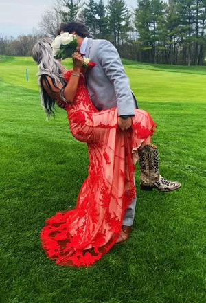 Prom Dress Red Size 10 thumbnail 1