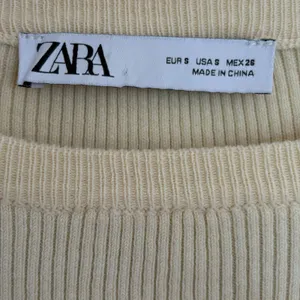 Zara Ribbed Knit Crop Top Cream Yellow Long Sleeve Side Tie Sweater Small thumbnail 2