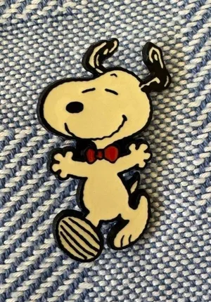 Peanuts Snoopy Enamel Pin thumbnail 1
