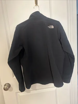 The North Face Black Lightweight Softshell Jacket thumbnail 2