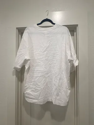 Lululemon Oversized Tee thumbnail 2