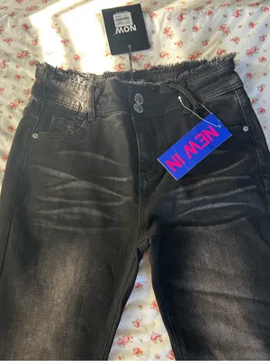 Black High thumbnail 2