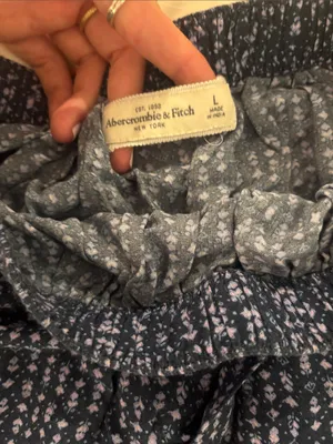 Abercrombie Navy Floral Border Elastic-Waist Skirt thumbnail 2