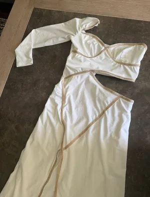 One-Shoulder White Asymmetrical Cutout Midi Dress with Gold Trim thumbnail 3
