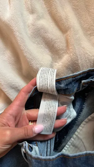 Abercrombie High-Rise Mom Shorts thumbnail 4