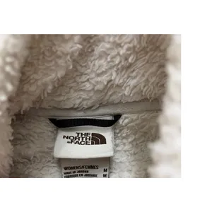 The North Face Fuzzy Quarter-Zip Fleece Pullover – Women’s Medium thumbnail 2