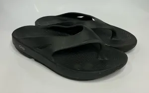 Oofos Ooriginal black sandals flip flops comfort sandals unisex‎ sizing thumbnail 1
