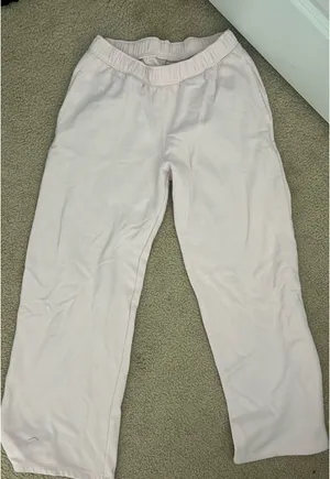 Hollister sweatpants baby pink thumbnail 1