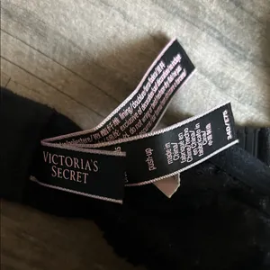Victoria's Secret Black Lace Trim Bra thumbnail 2