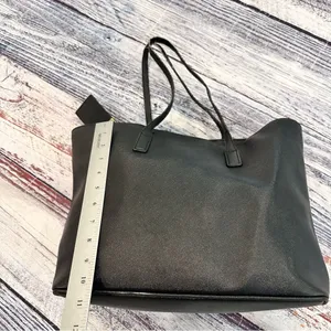 Marc Jacobs Black Saffiano Leather Luggage Tag Tote Bag thumbnail 12