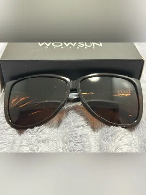 Tortoiseshell Women's Sunglasses with Gold Accents - Brown Lenses thumbnail 3