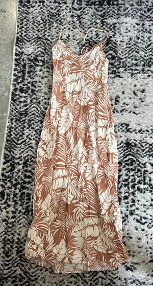 Beautiful Beachy Dress Multiple thumbnail 1