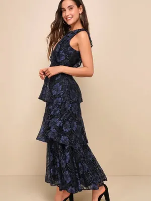 Lulus Molinetto Lace Ruffled Tiered Sleeveless Maxi Dress Floral V-Neck thumbnail 2