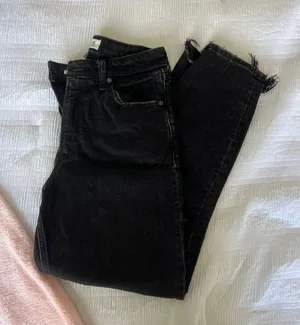 Jeans thumbnail 1