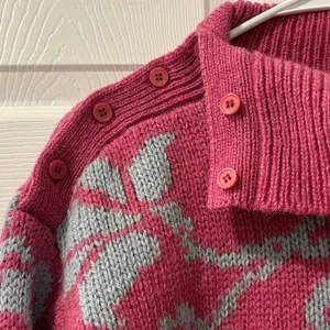 Vintage Woolrich Pink and Gray Floral Turtleneck Sweater thumbnail 3