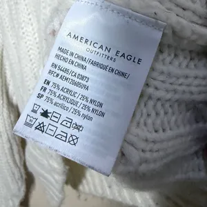 American Eagle Cream/off white Chunky Knit Cropped Sweater Womens Medium thumbnail 4