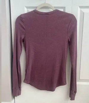 Women’s long sleeve thumbnail 2
