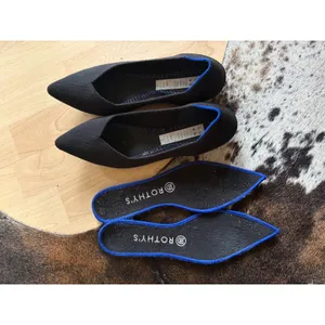 ROTHY'S Black Knit The Point Ballet Flats Casual In Desert Cat Size 8.5 thumbnail 7