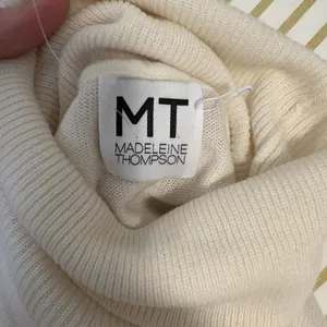 Madeleine Thompson NWT Striped Turtleneck Sweater White Red Yellow Green Small‎ thumbnail 4