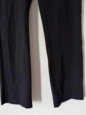 Lululemon Smooth Fit Pull-On High-Rise Cropped Pants in Black Size 4 Work Wear thumbnail 4