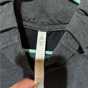Lululemon crewneck thumbnail 5