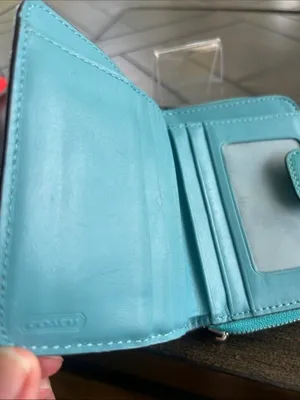 Coach Essential Saffiano Zip-Around card case Wallet turquoise retro chic preppy thumbnail 3