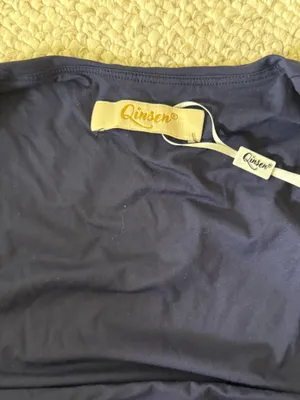 Qinsen Amazon Square Neck Long Sleeve thumbnail 3