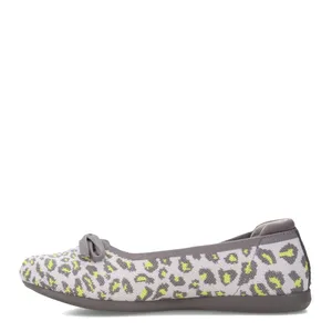 NEW CLARKS Women's Clarks, Carly Hope Flat GREY LEOPARD thumbnail 4