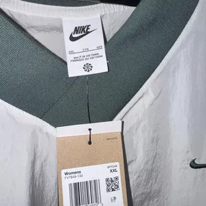Nike White and Gray V-Neck Pullover thumbnail 2