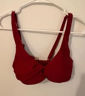 Target Twist Front Bikini Top thumbnail 1