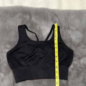 Gymshark XS Black Mesh Detail Sports Bra thumbnail 6