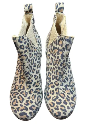 TOMS Booties Womens Size 6 Brown Leopard Faux‎ Suede Wedge Ankle Pull On thumbnail 1