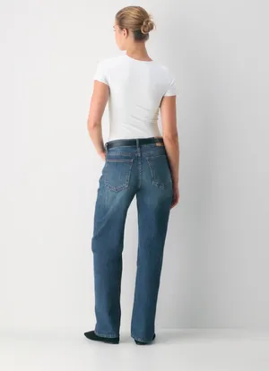 Aritzia thumbnail 2