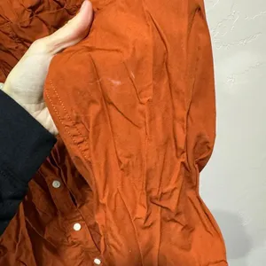 Aritzia New Wilfred Free Relaxed Poplin Shirt Copper Red Size Small thumbnail 5