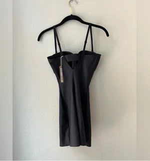 SKIMS Body Underwire Bodysuit Mid-Thigh L thumbnail 3
