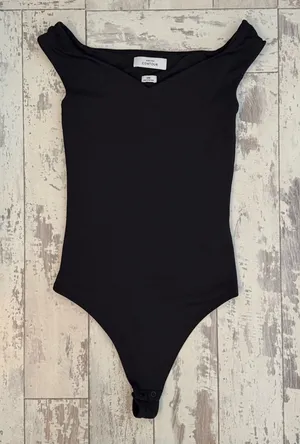 Aritzia Babaton Contour Bodysuit thumbnail 1